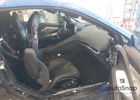 2021 Chevrolet Corvette Stingray Rwd 2Lt z USA, uszkodzony, nr VIN 1G1YB2D41M5115133